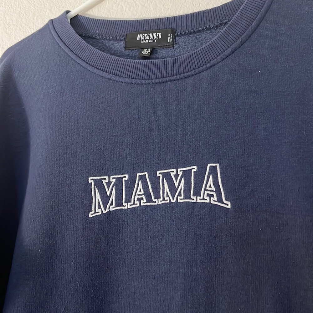 Embroidered MAMA sweatshirt